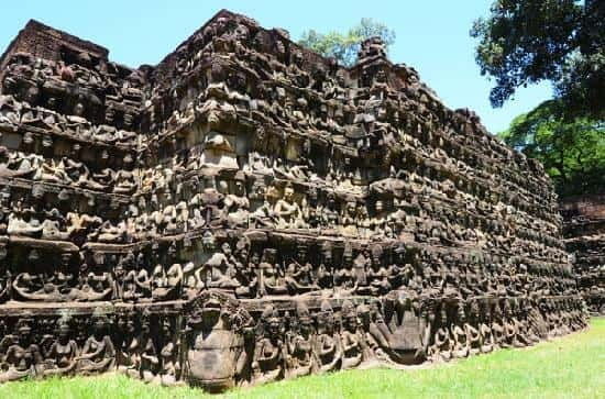 angkor-thom-afternoon-tour-by-tuk-tuk