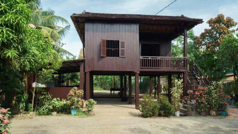 angkor-wat-2-day-sunrise-and-floating-village-tour