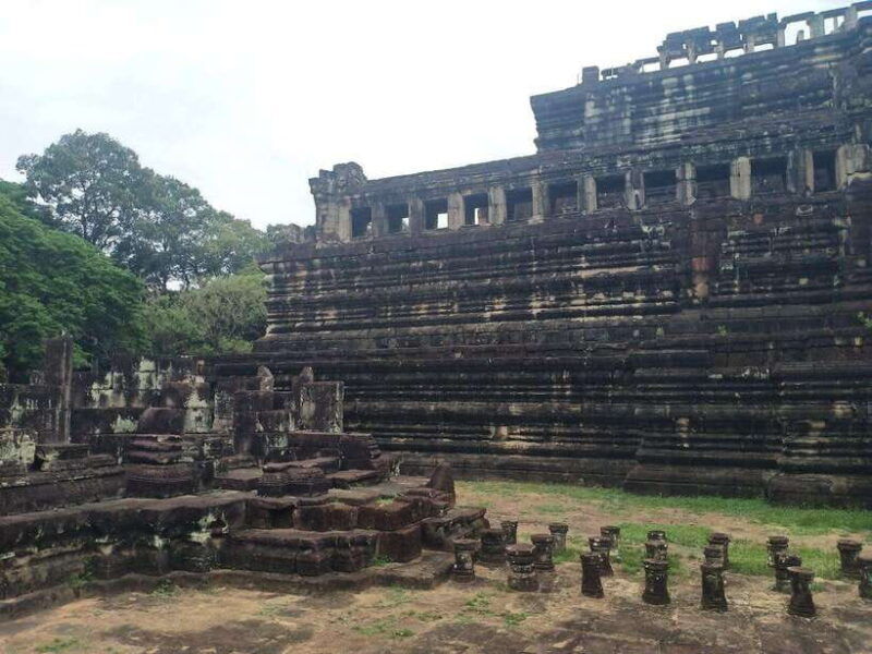 angkor-wat-angkor-thom-and-ta-prohm-day-trip-with-sunset