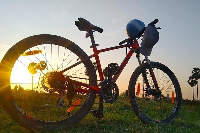 Angkor Wat & Bayon:: the Smiling Temple Bike Tour - Practical Details and Tips