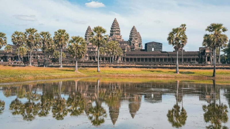 Angkor Wat Experience Temple Pass and Siem Reap Food Tour - The Itinerary Breakdown: From Temples to Tastes