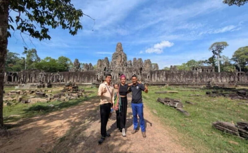 Angkor Wat Explorer  Small Group Highlights Tour - Key Points