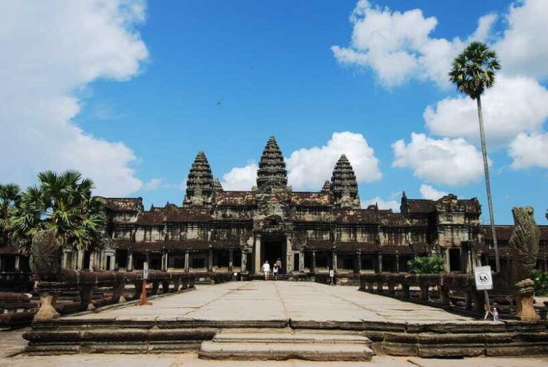 angkor-wat-full-day-private-tour-with-sunrise