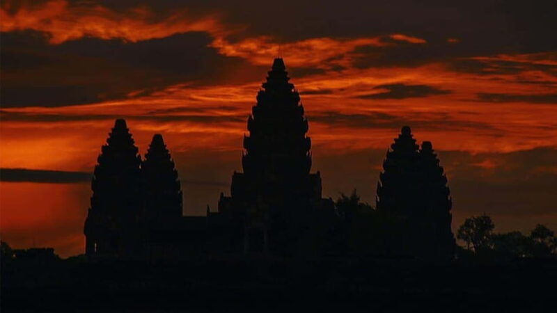 angkor-wat-guided-sunrise-tour