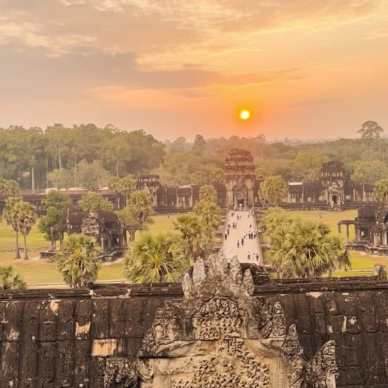 Angkor Wat Private Tuktuk Tour with English Speaking Driver - Considerations and Tips