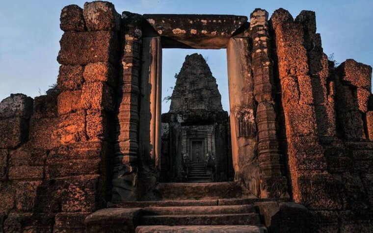angkor-wat-small-circle-private-car-tour-in-siem-reap