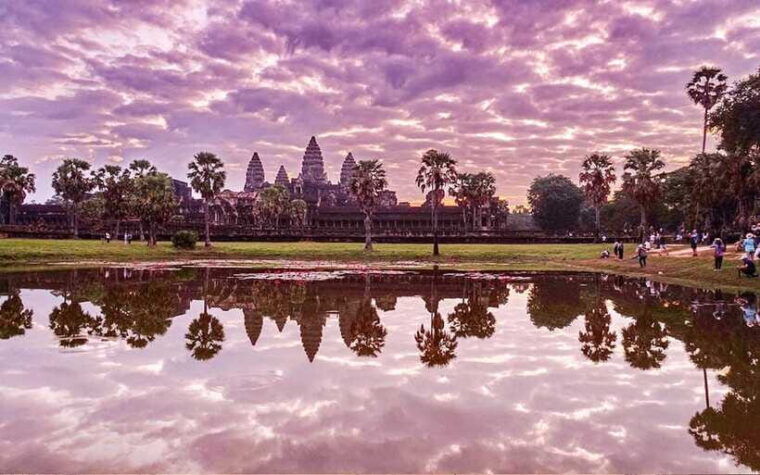 angkor-wat-small-circle-private-car-tour-in-siem-reap