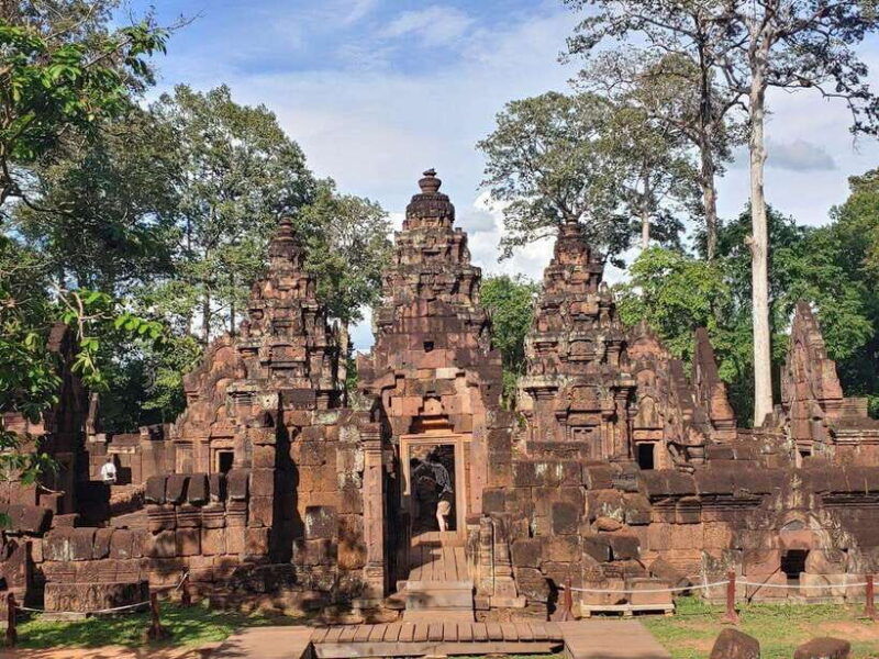 angkor-wat-small-circuit-private-tour-with-banteay-srei