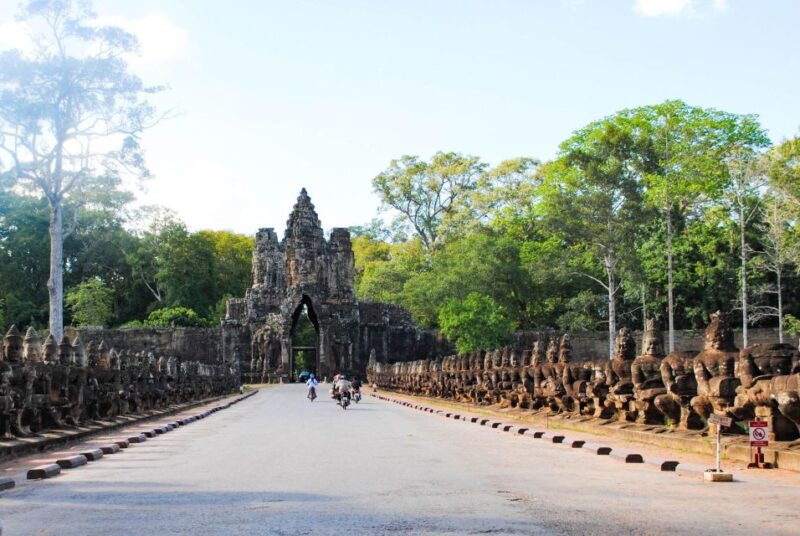angkor-wat-small-tour-with-private-tuk-tuk