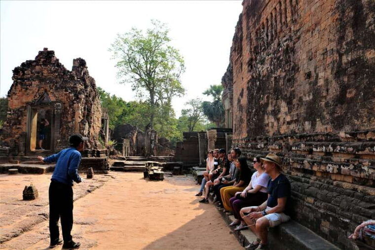 angkor-wat-sunrise-2-5-days-temples-tonle-sap-small-group