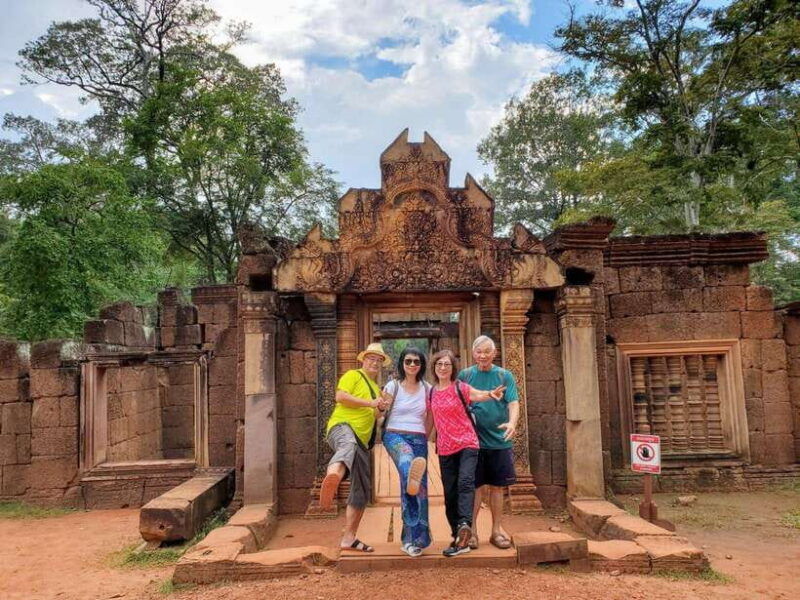 angkor-wat-sunrise-banteay-srei-bayon-ta-prohm-temple