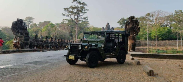 angkor-wat-sunrise-jeep-tour-with-handicraft-center-visit