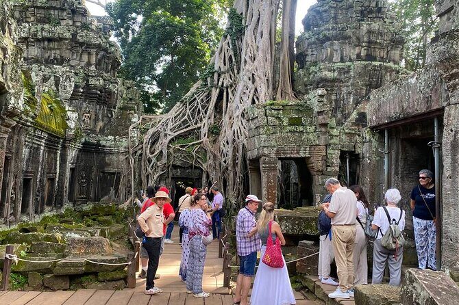 Angkor Wat Sunrise Shared Tour with Guide and Bus - Considerations Before Booking