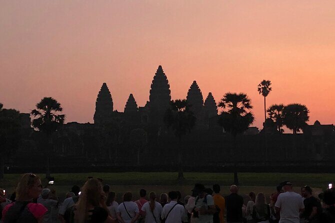 Angkor Wat Sunrise Shared Tour with Guide and Bus - FAQs
