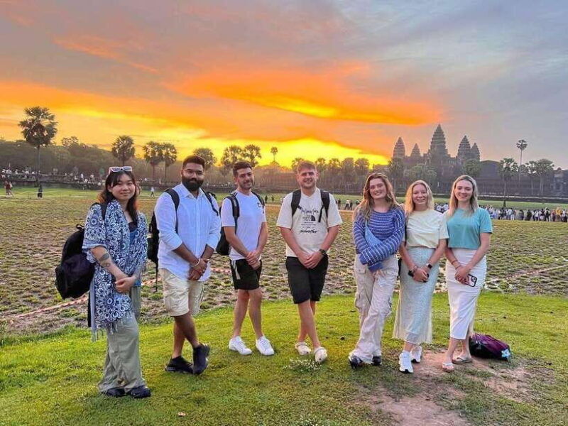 angkor-wat-sunrise-temple-tour-with-bayon-and-ta-prohm