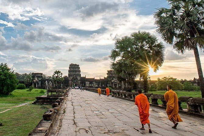 Angkor Wat, Ta Prohm, Angkor Thom, Bayon Temple Day Tour - What to Expect from the Tour