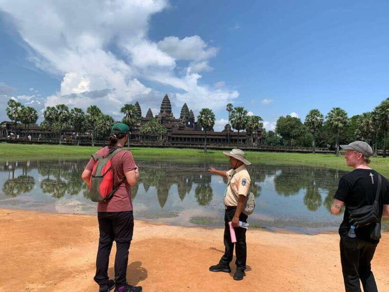angkor-wat-temple-full-day-trip-by-tuk-tuk