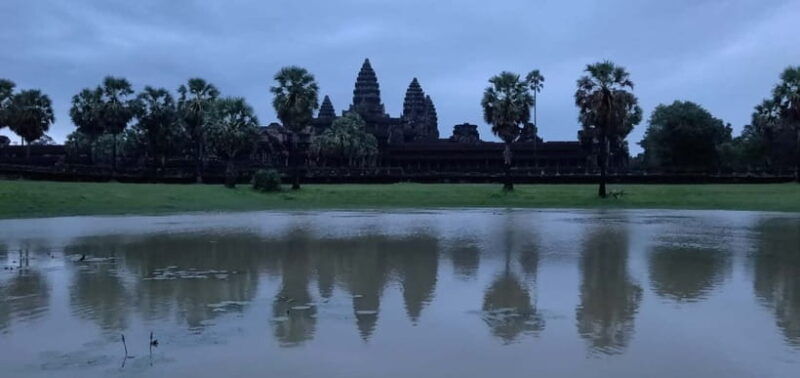 angkor-wat-temples-tour-by-car-with-optional-sunrise