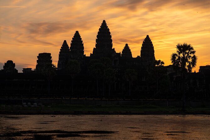 Angkor Wat Tour German 1 Day with Tuk Tuk - Starting with Ta Nei – A Quiet Jungle Retreat