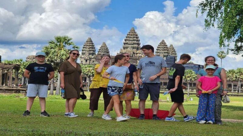 Angkor Wat Tour Half-Day (Join-In-Tour) - Discovering the Wonders of Angkor Wat in Half a Day
