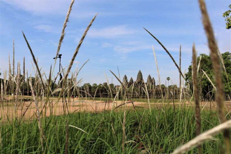 angkor-wat-tuk-tuk-and-walking-tour