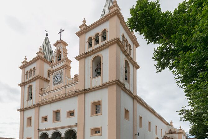 angra-do-heroismo-by-foot