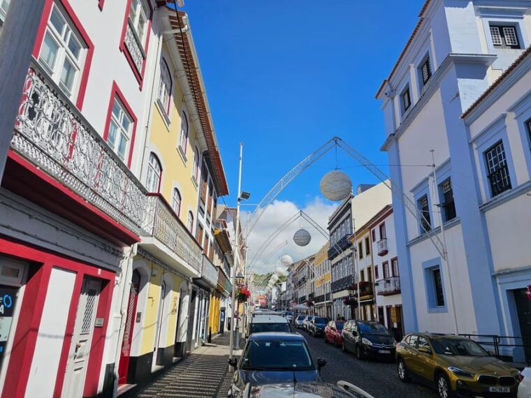 angra-do-heroismo-walking-citytour-with-tasting