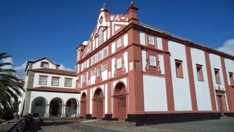 angra-do-heroismo-walking-tour-with-local-pastry-and-coffee