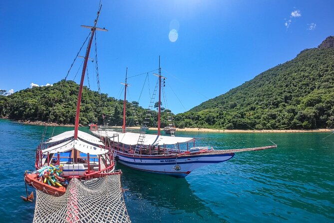 angra-dos-reis-and-ilha-grande-boat-ride-from-rio-lunch-and-transport