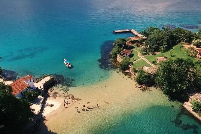 angra-dos-reis-with-speedboat-tour-from-rio-de-janeiro