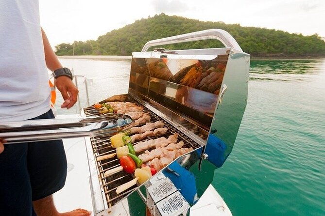 angra-ilha-grande-private-boat-tour-with-barbecue-and-drinks