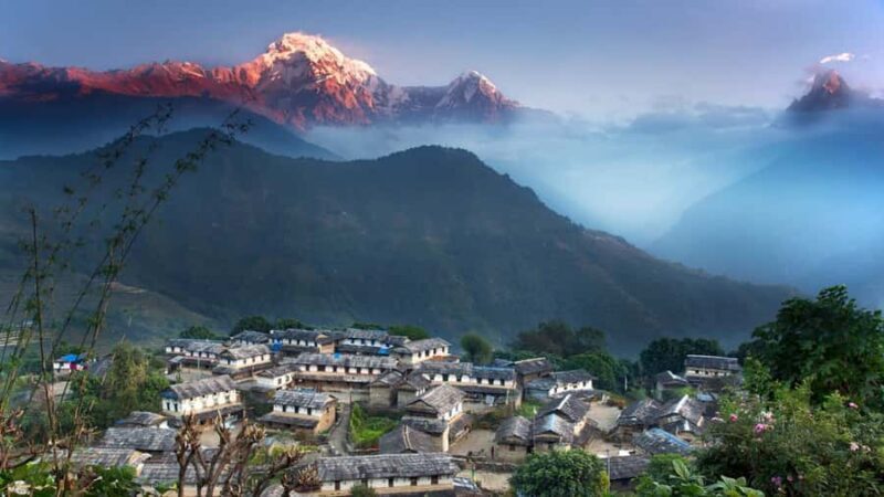 Annapurna Lodge Luxury Trek in Nepal - Transportation, Guides, and Group Size