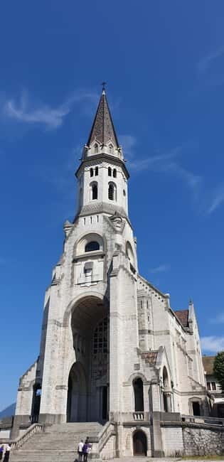 Annecy: enjoy a private city tour with a native guide - Authentic Insights from Past Travelers