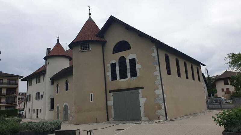 Annecy: enjoy a private city tour with a native guide - Is This Tour Worth It?