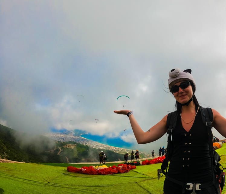 antalya-belek-paragliding-in-alanya-with-optional-transfer