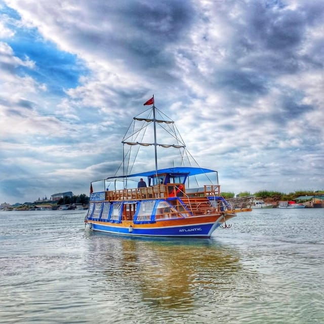 antalya-belek-relax-boat-tour-with-lunch-soft-drinks
