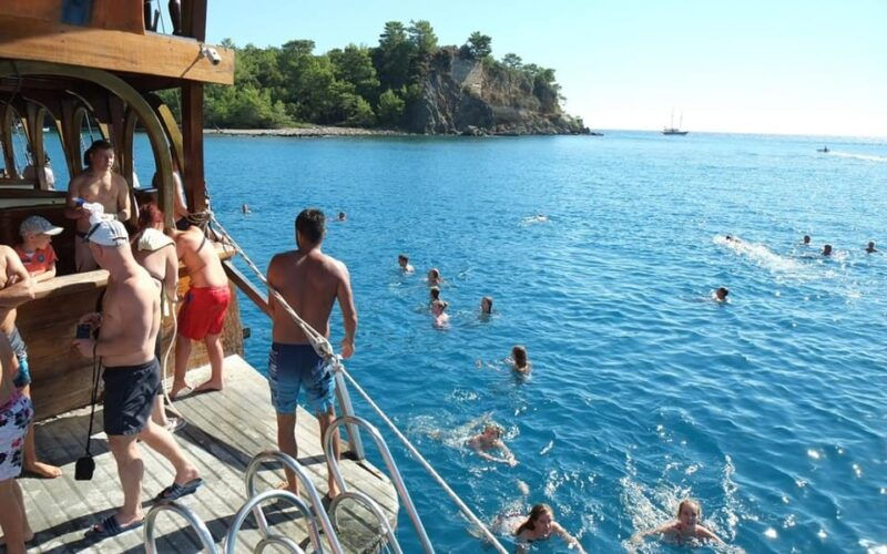 antalya-full-day-boat-tour-w-swim-stops-lunch-waterfall
