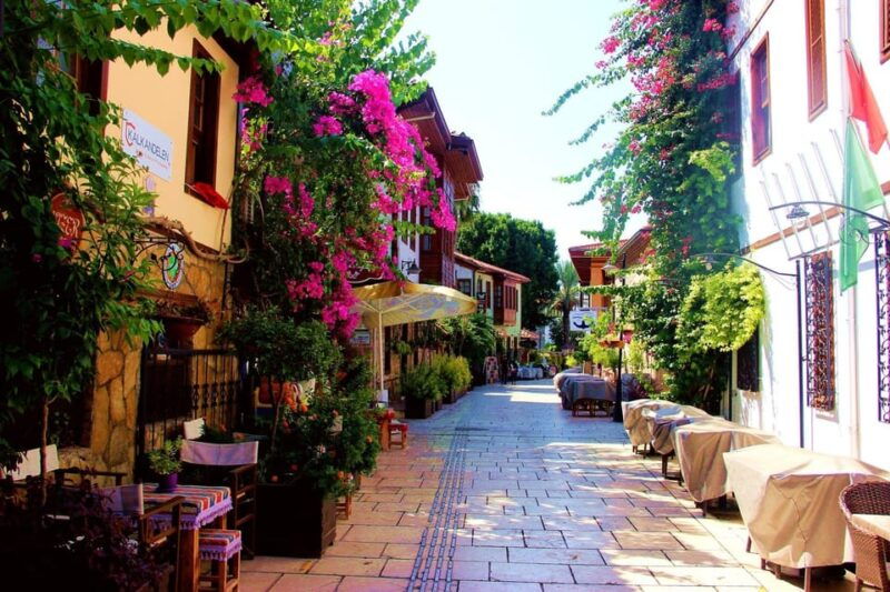 antalya-full-day-tour-of-old-town-and-majestic-waterfalls