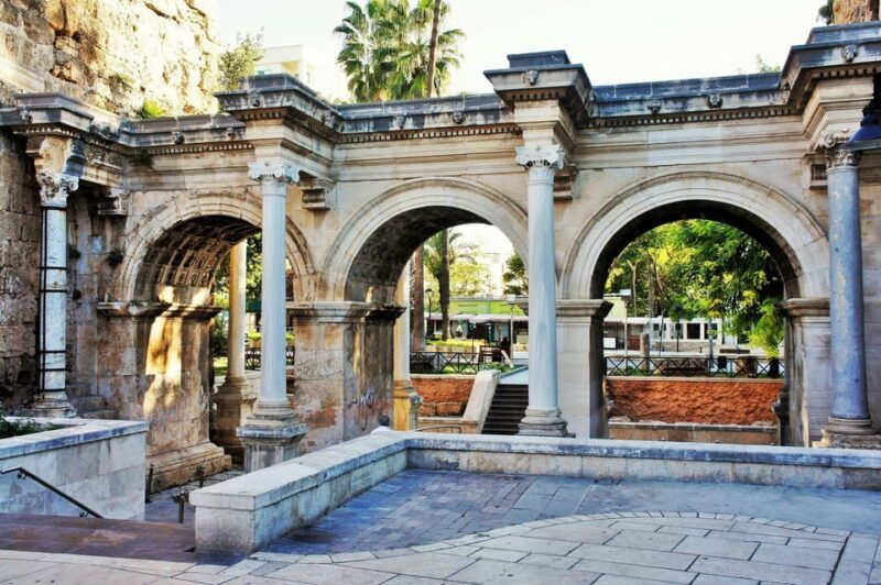 antalya-full-day-tour-of-old-town-and-majestic-waterfalls