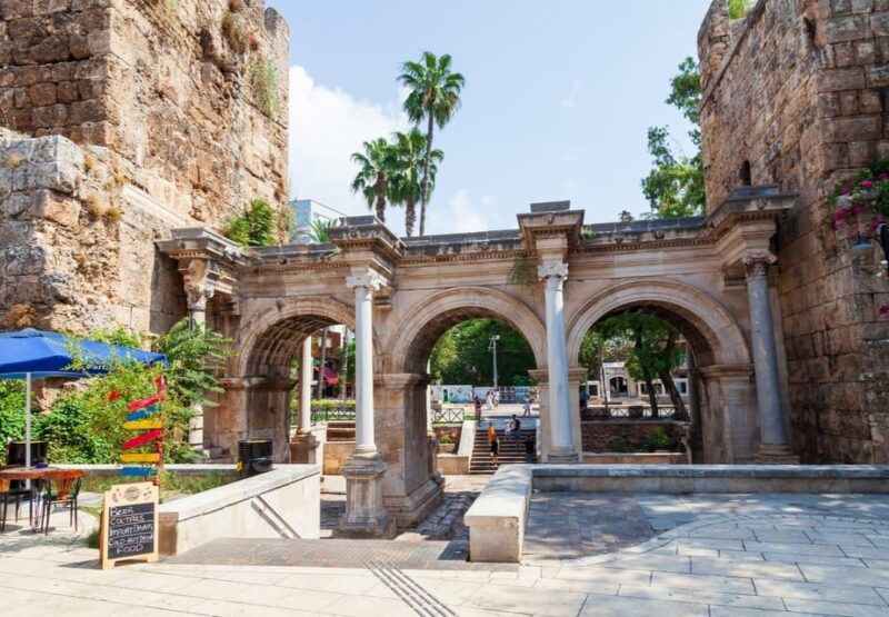 antalya-full-day-tour-of-old-town-and-majestic-waterfalls