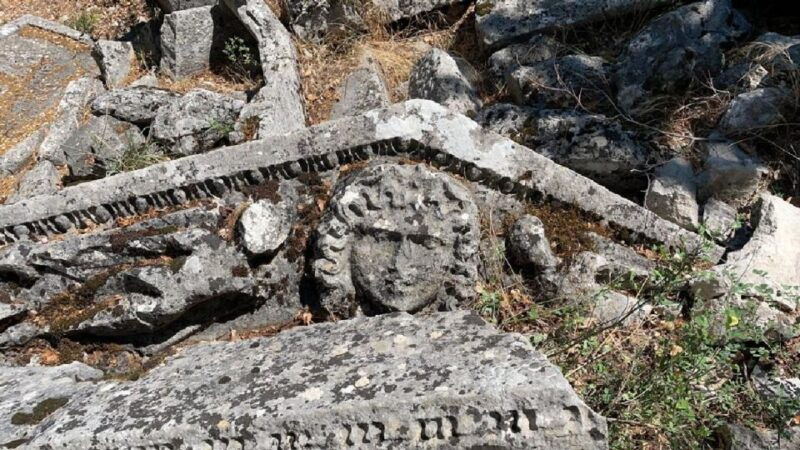 antalya-hiking-in-termessos-ancient-city