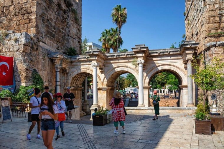 antalya-kaleici-old-town-small-group-guided-walking-tour-2