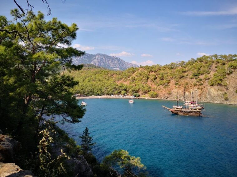 antalya-kemer-pirate-boat-tour-with-foam-party-swimming