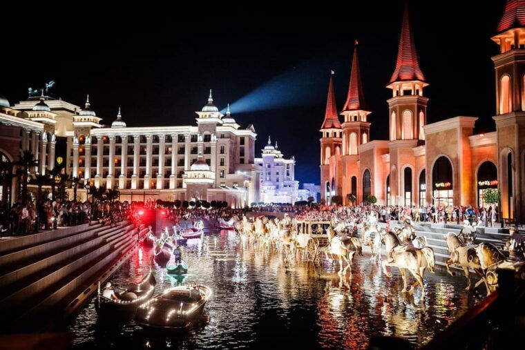 antalya-land-of-legends-night-show-transfers