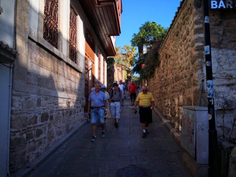 antalya-photo-tour-with-waterfalls-old-city-boat-trip