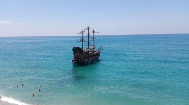 antalya-pirate-boat-cruise-with-swimming-stops