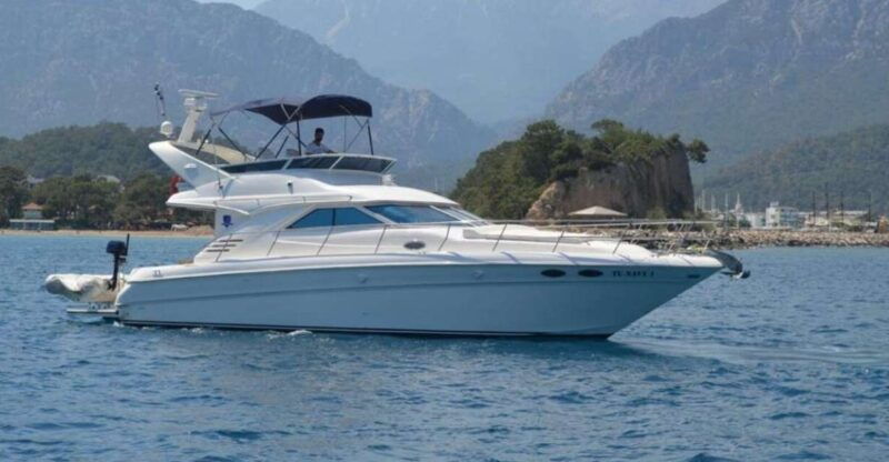 antalya-private-yacht-rental-with-captain-meal-included