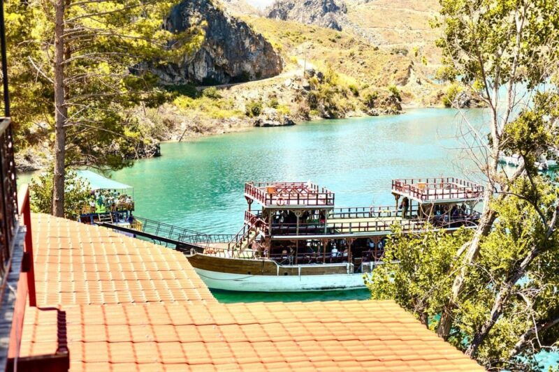 antalya-side-alanya-green-canyon-boat-tour-lunch-softdrink