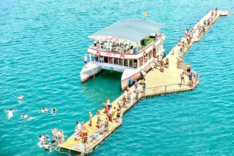 antalya-side-alanya-green-canyon-boat-tour-lunch-softdrink