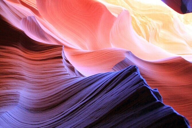 Antelope Canyon, Horseshoe Bend, Lake Powell Tour with Lunch - The Sum Up